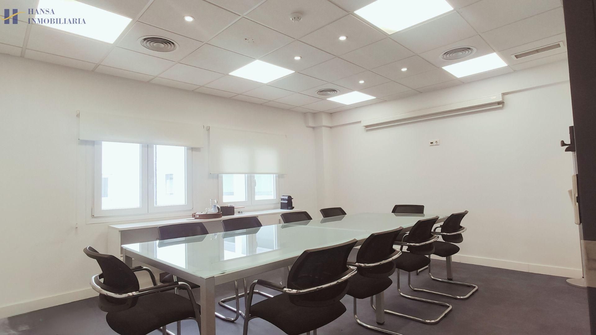 Office for sale in Alicante / Alacant  with Air Conditioner and Heating