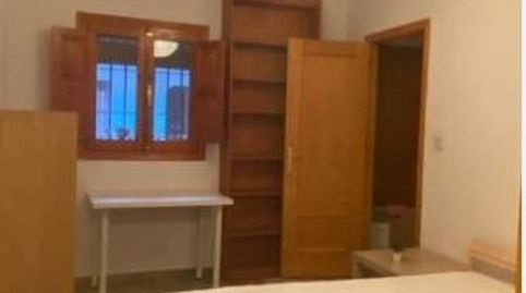 Foto 4 de Piso de alquiler en Calle Arriola, Centro - Sagrario, Granada Capital