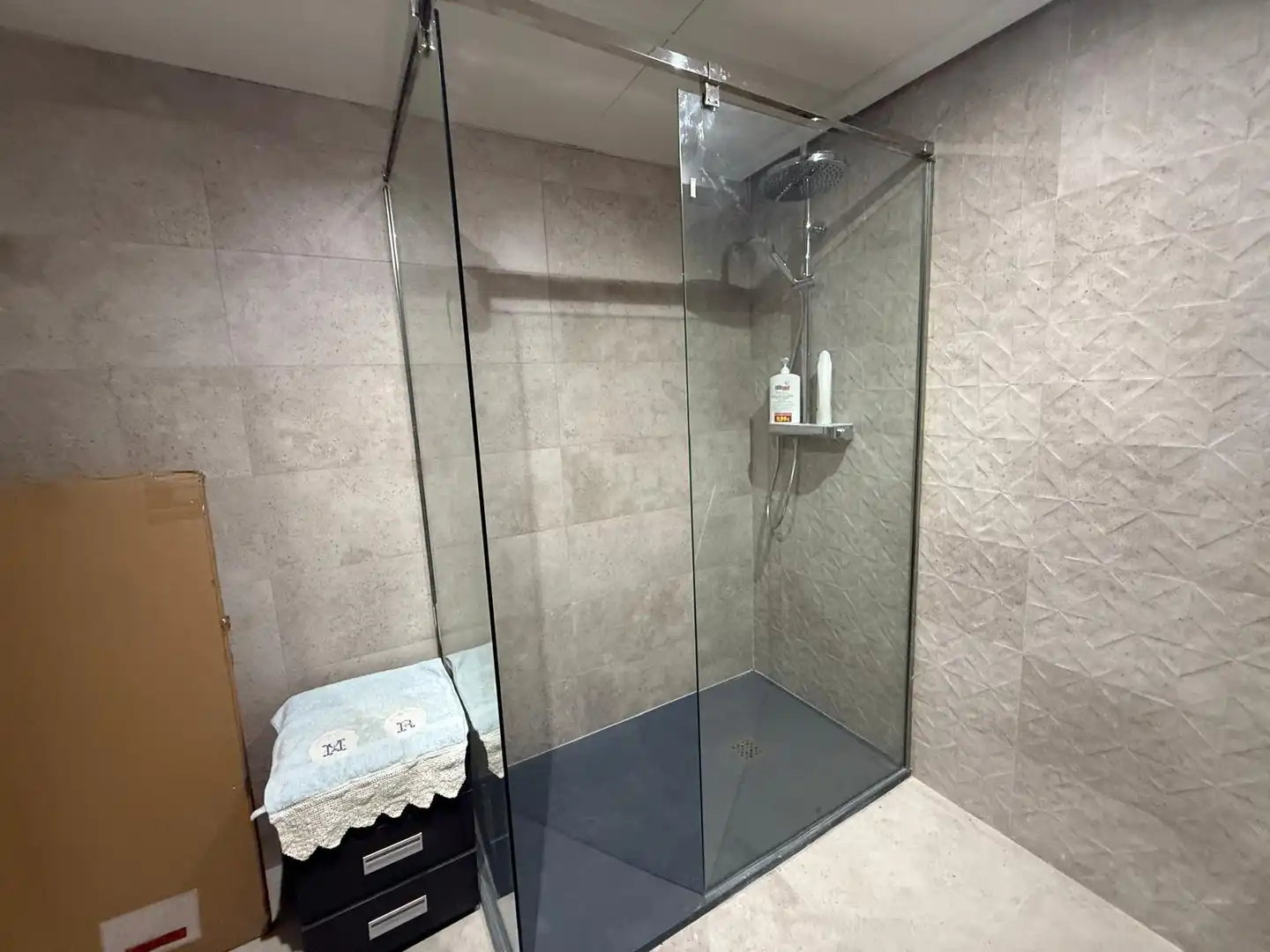 Badezimmer von Wohnung zur Miete in San Fernando mit Klimaanlage