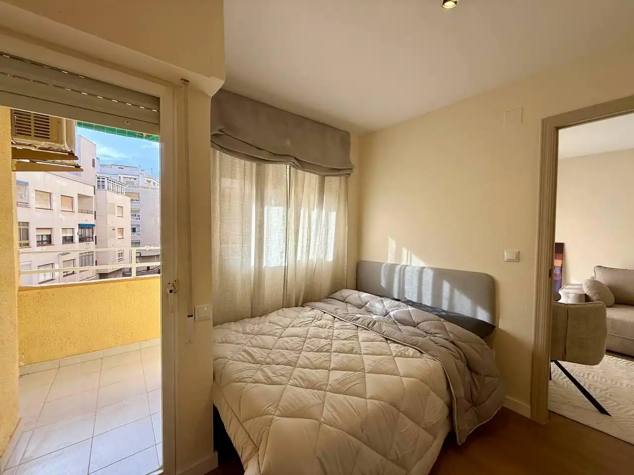 Apartamento con ascensor en venta en Calle de la loma, imagen 16