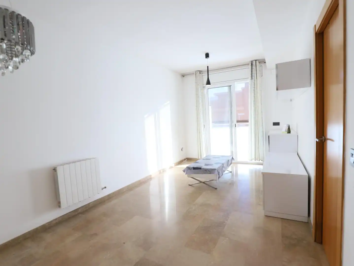 Sala de estar de Piso en venta en Esplugues de Llobregat con Aire acondicionado, Calefacción y Terraza