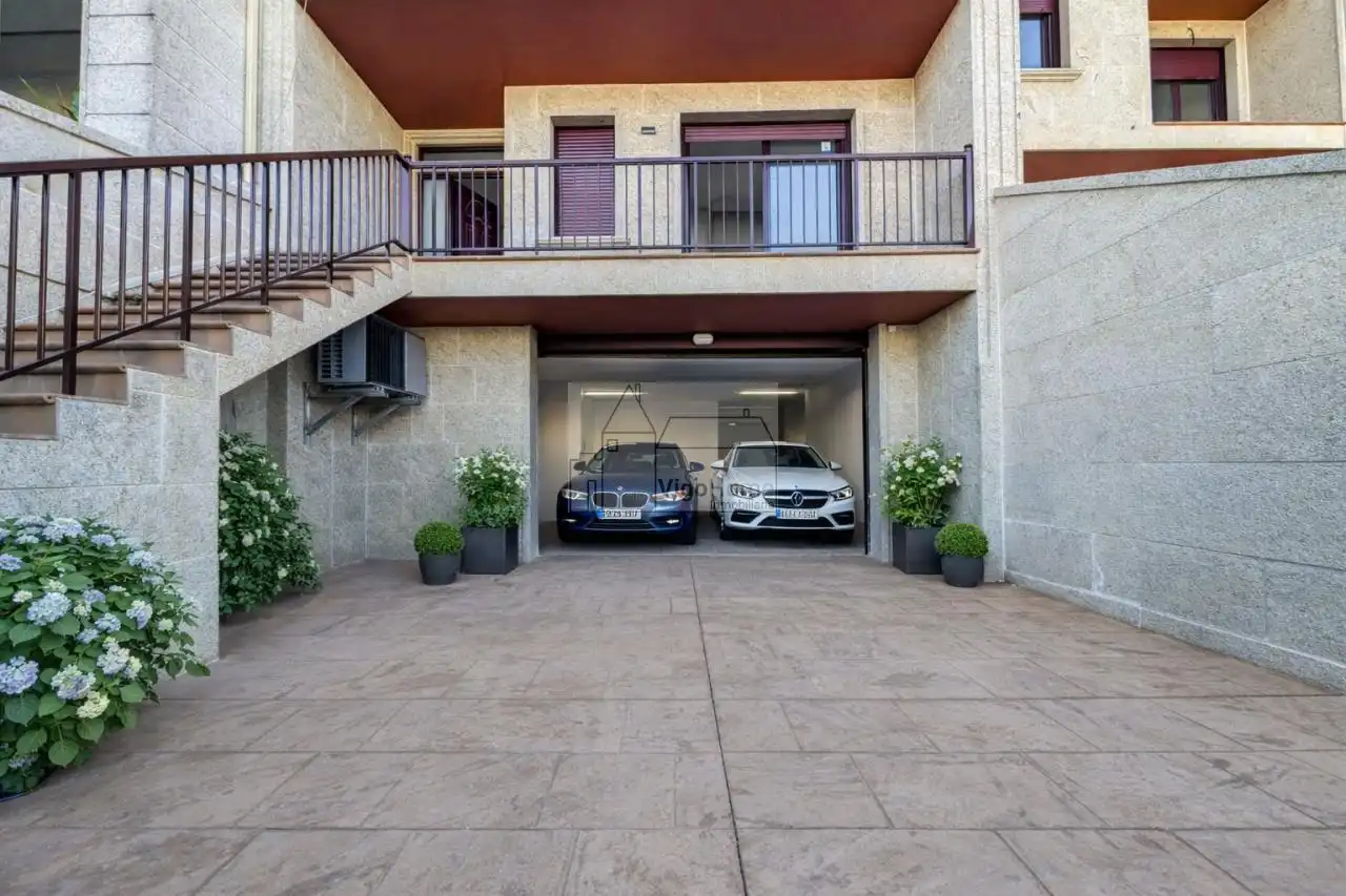 Reihenhaus mit Terrasse zum Verkauf in Rúa Arnela, imagen 3