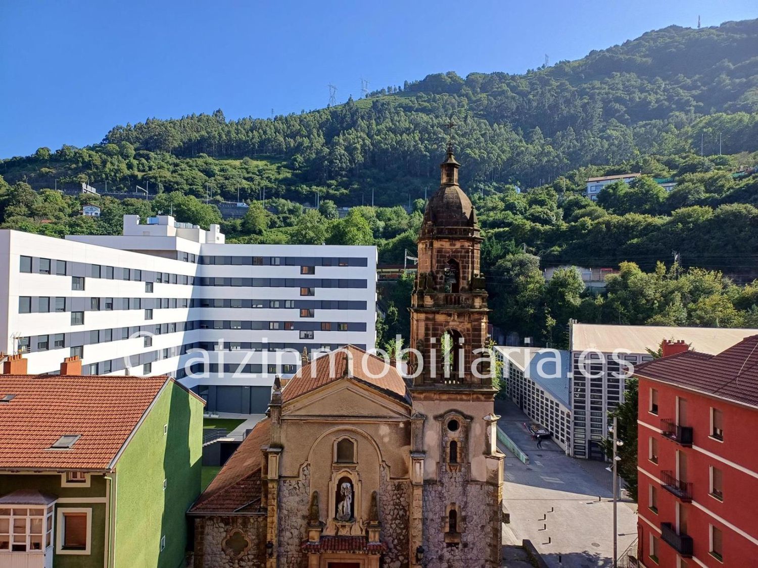Vista exterior de Piso en venta en Bilbao  con Calefacción y Terraza
