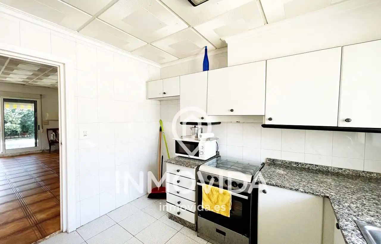 Kitchen of Houses for sale in Simat de la Valldigna  with Furnished
