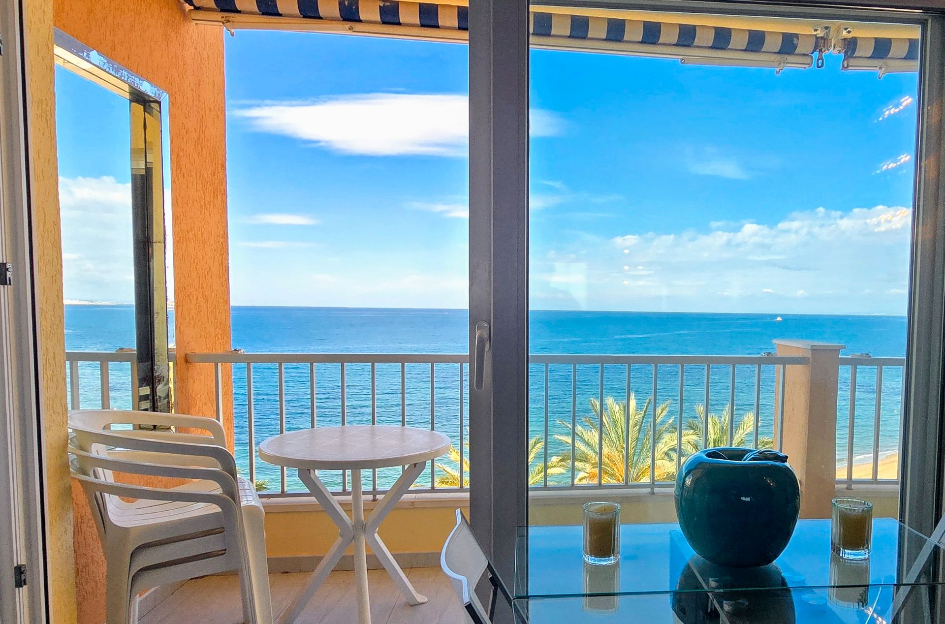 Dormitori de Apartament en venda en Marbella amb Aire condicionat, Jardí privat i Terrassa
