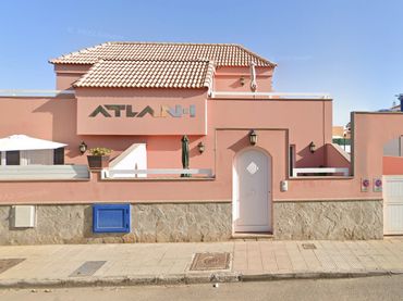 Casa amb balcó en venda a Calle Alcalde Juan Évora Suárez 23