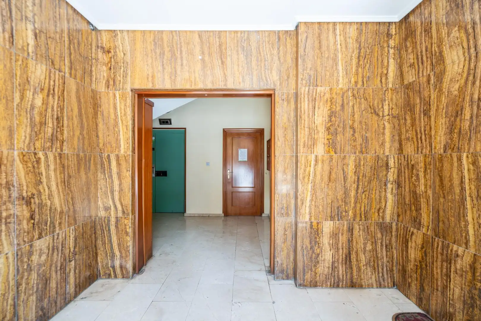 Wohnung zum Verkauf in Albacete mit Klimaanlage, Heizung und Terrasse