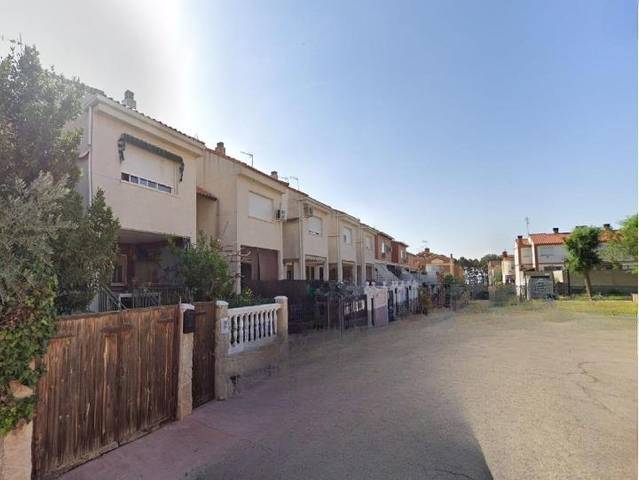 Casa adosada en Venta en Calle Don Quijote en Seseña Nuevo