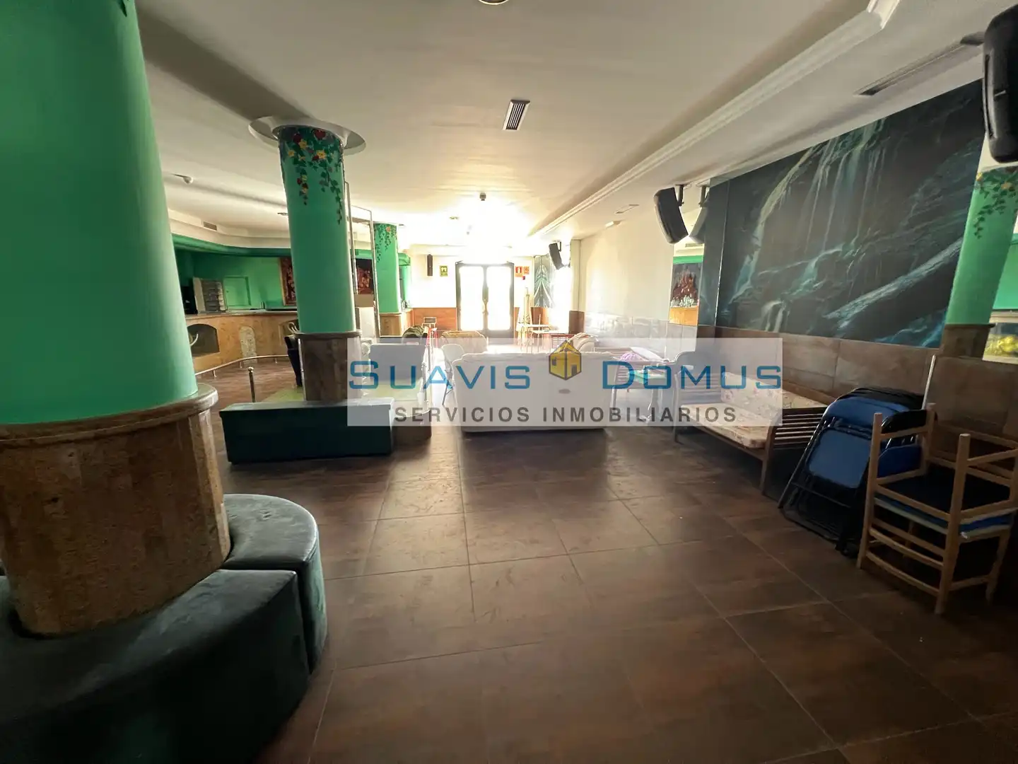 Edificio en venta en Coreses con Alarma