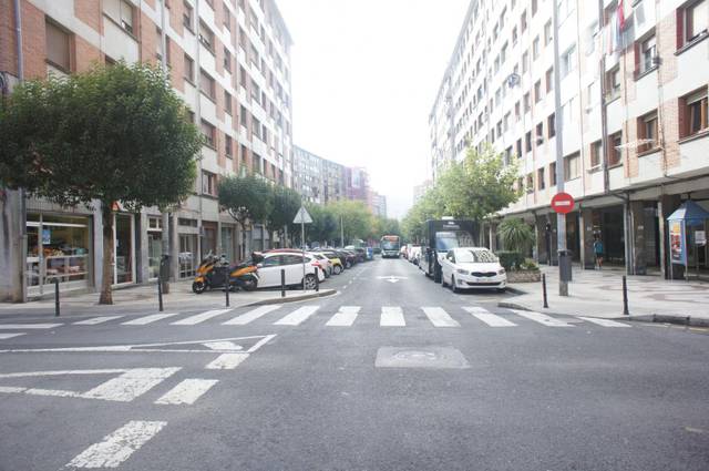 Local comercial en Alquiler en Bagatza - San Vicente