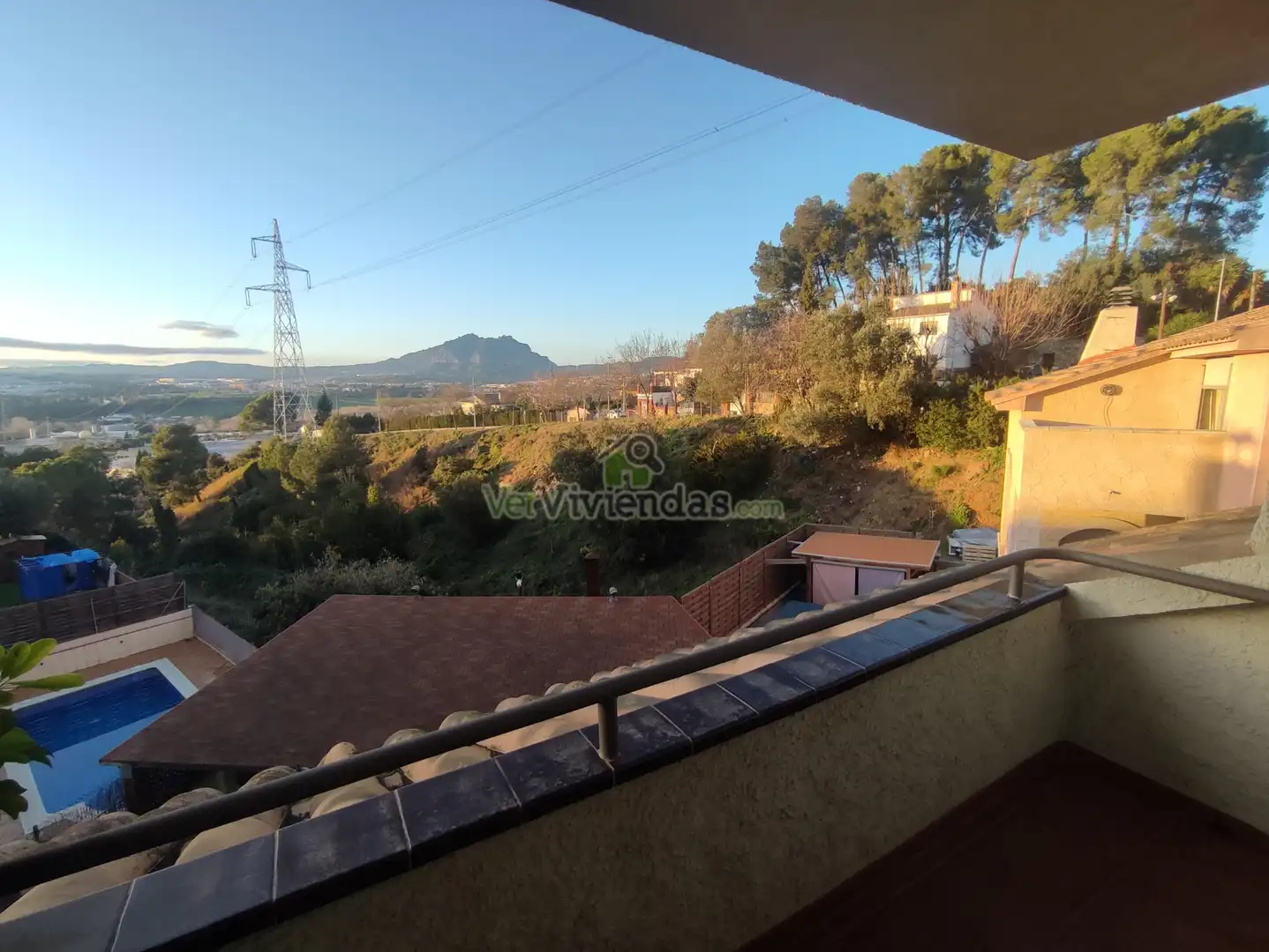 Vista exterior de Casa o xalet en venda en Abrera amb Aire condicionat, Calefacció i Jardí privat