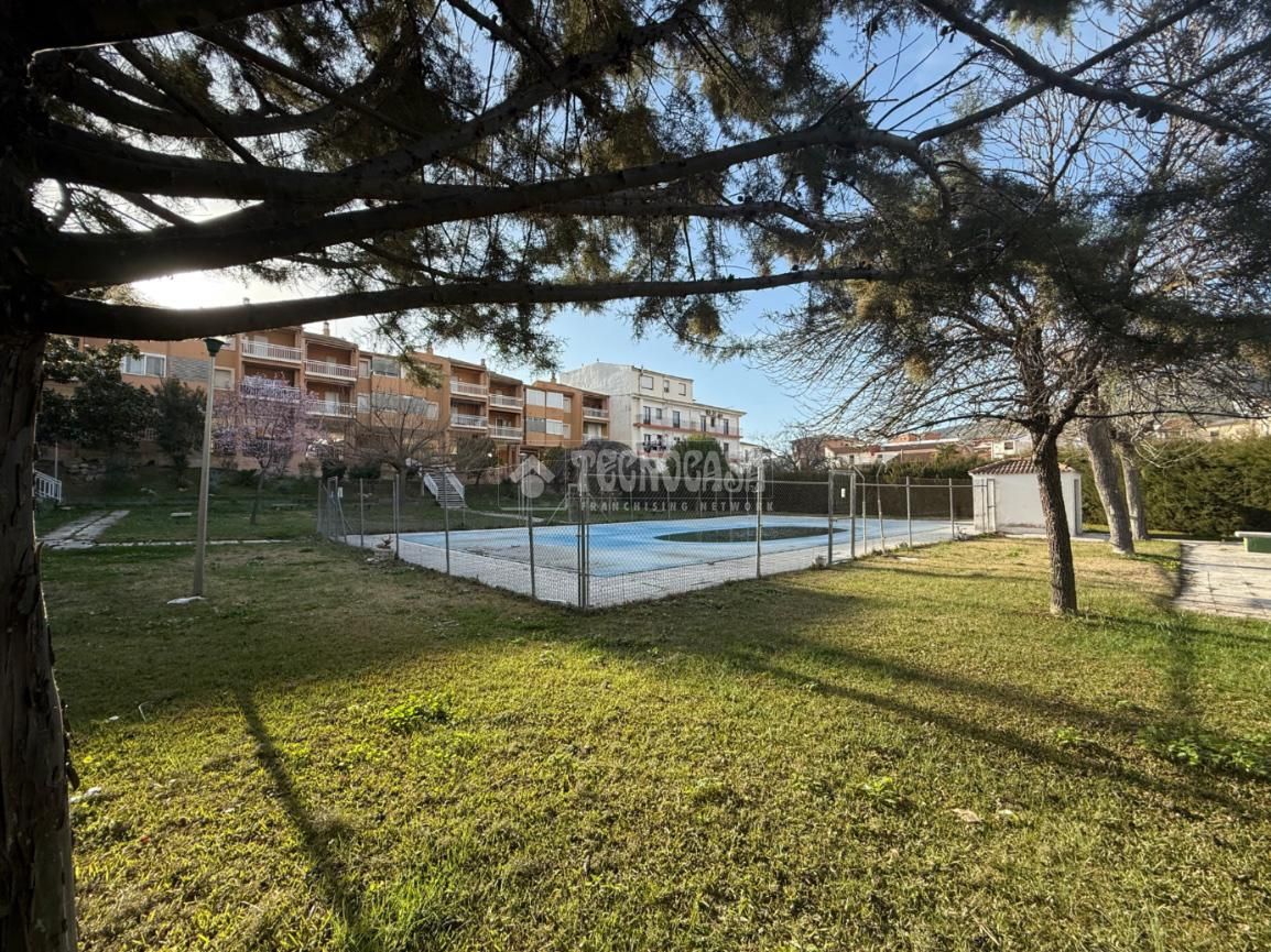 Piscina de Piso en venta en Fuensanta de Martos con Piscina comunitaria