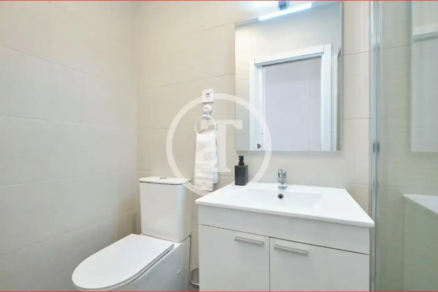 Badezimmer von Wohnung zur Miete in Madrid mit Klimaanlage, Heizung und Möbliert