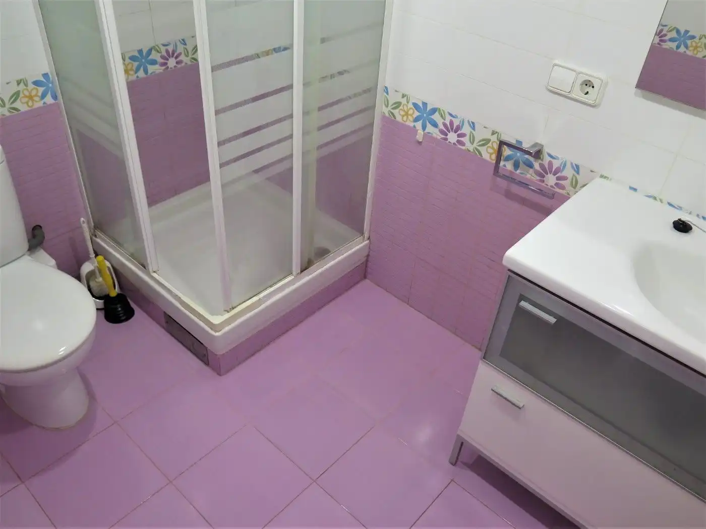 Bathroom of Houses for sale in L'Escala  with Air Conditioner, Heating and Private garden