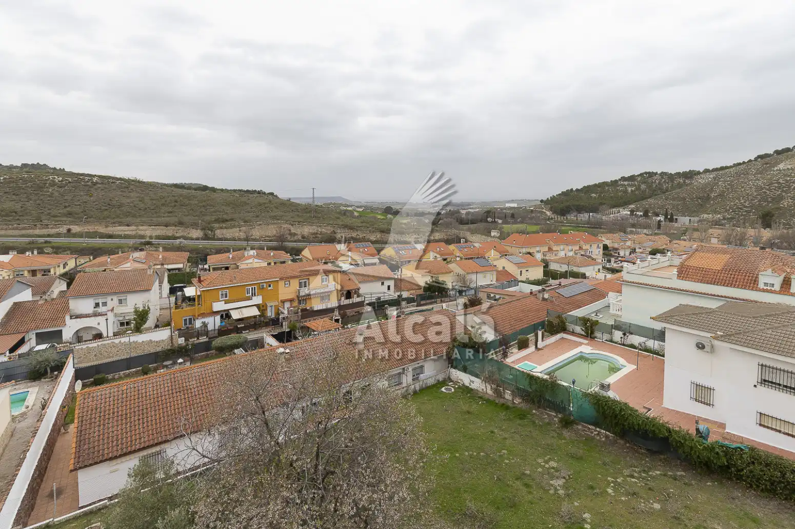 Vista exterior de Casa o xalet en venda en Villalbilla amb Aire condicionat, Calefacció i Jardí privat