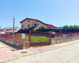 Exterior view of Residential for sale in Villagonzalo Pedernales