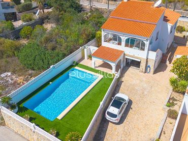 Casa en venta en Benicolada - Las Adelfas