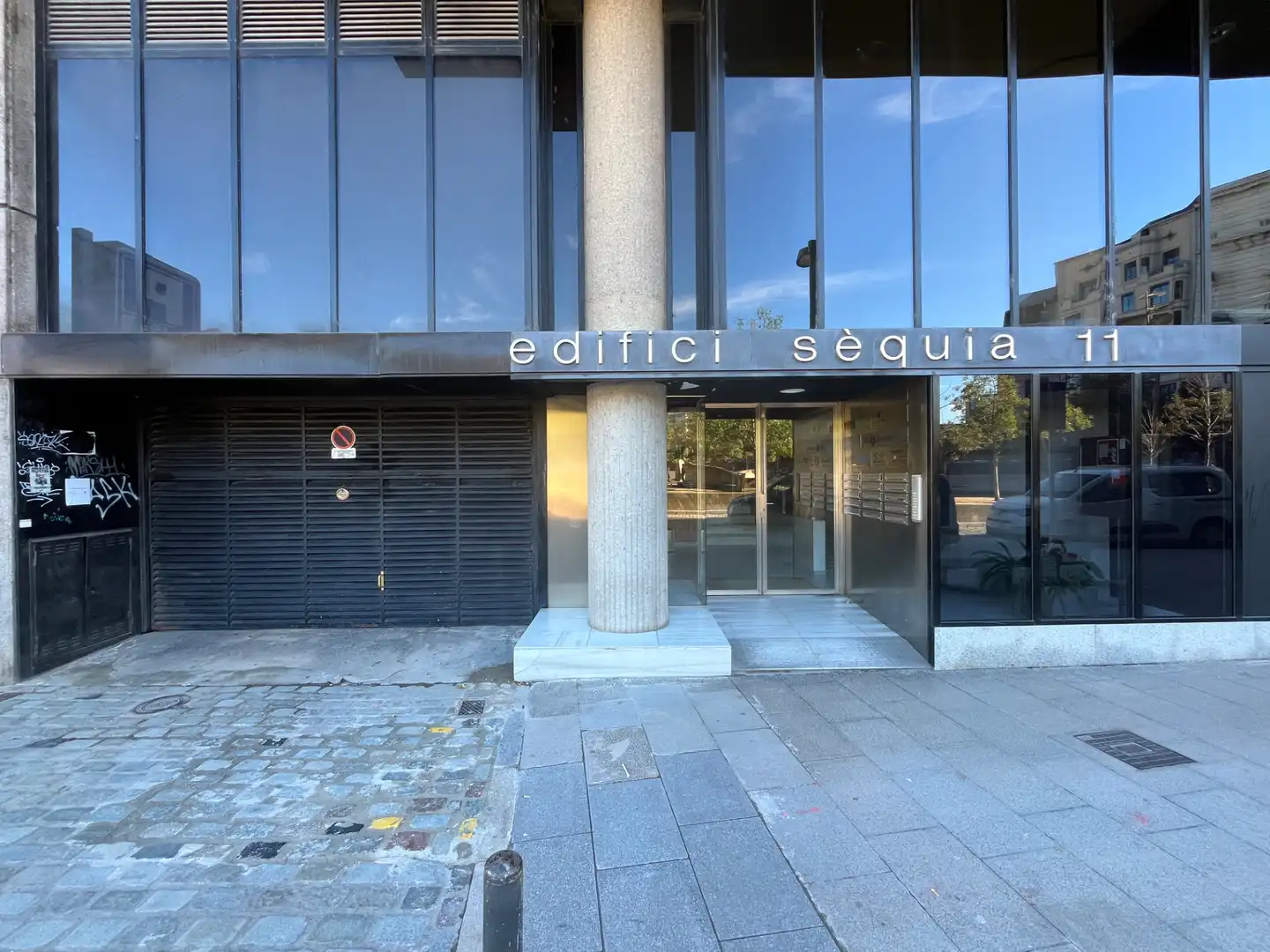 Office space with lift to rent in Carrer de la Sèquia 11, imagen 2
