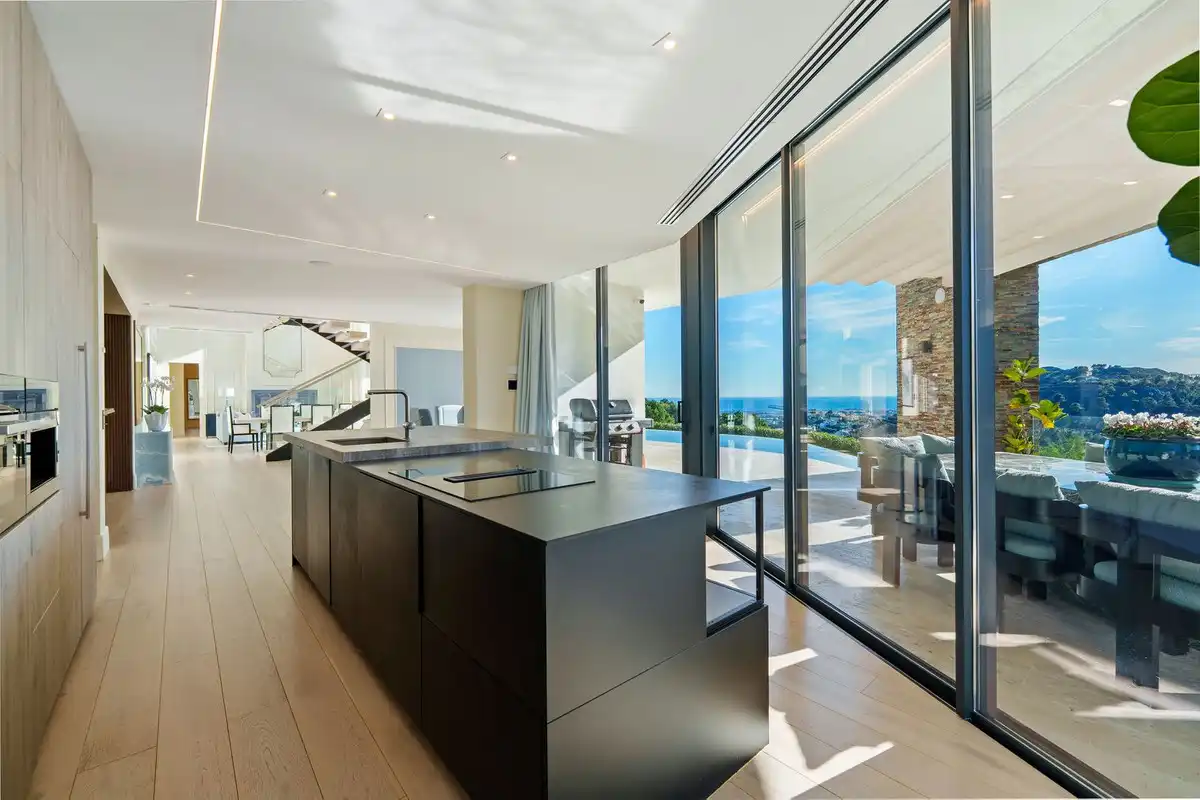 Villa con piscina in vendita a El Madroñal, imagen 4