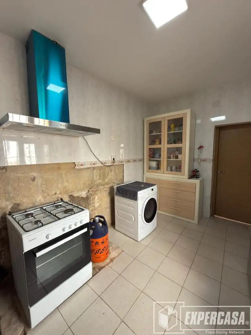 Kitchen of Detached homes for sale in Picassent  with Terrace and Furnished