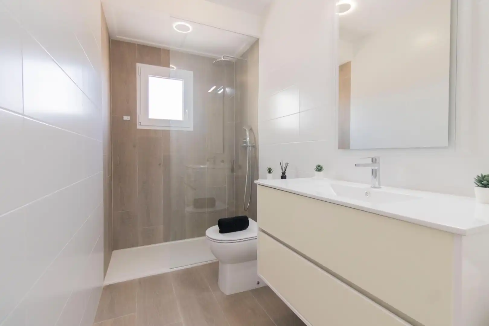 Bathroom of Flat for sale in Albuixech