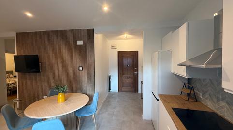 Photo 3 of Flat for rent in Calle Sacramento, 24, Auditorio - Seminario - Parque de Invierno, Oviedo