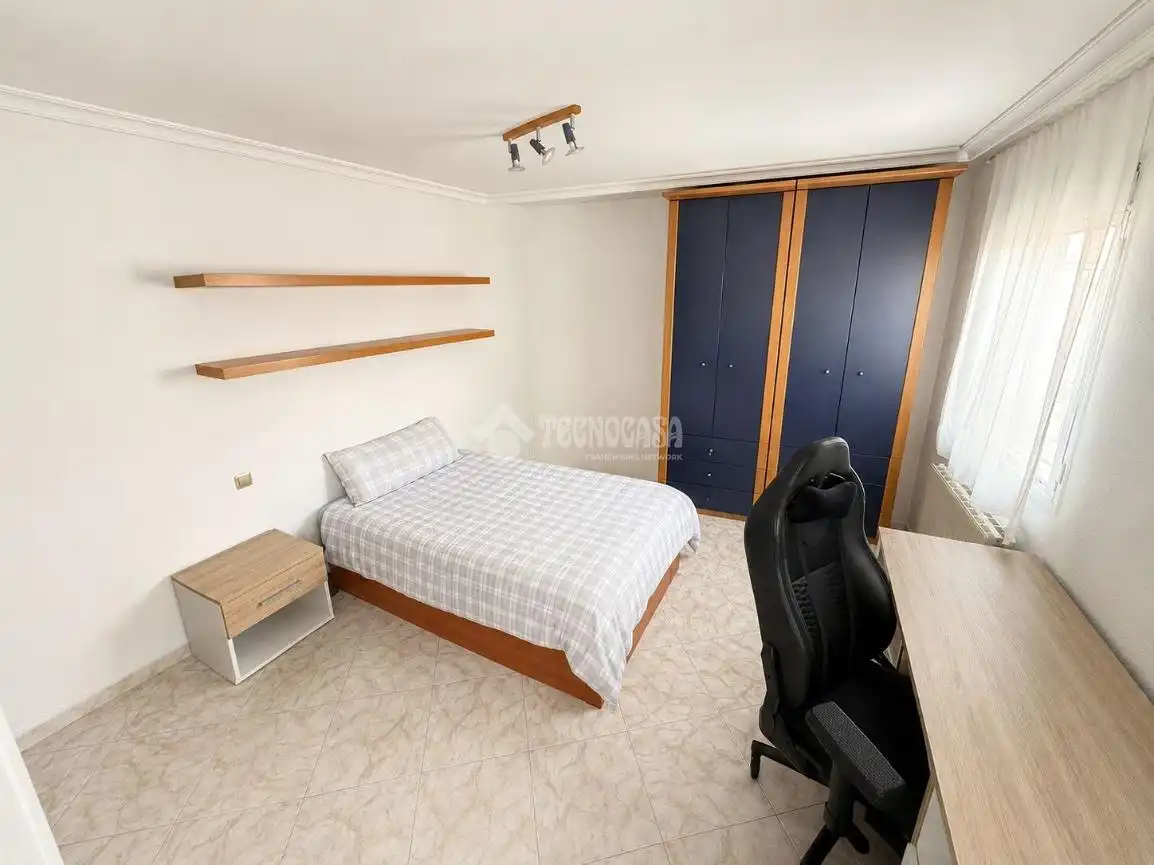 Habitación de Piso en venta en Madrid con Aire acondicionado y Calefacción