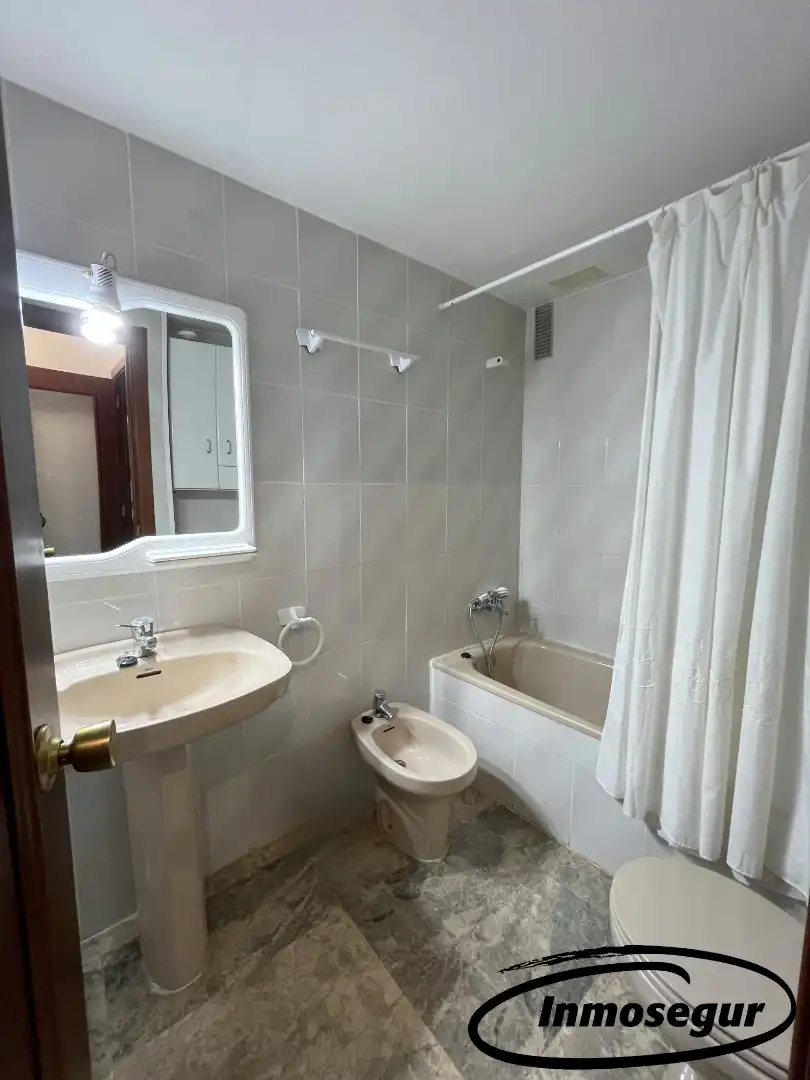 Appartamento con piscina in vendita a Carrer del Vendrell 4, imagen 29