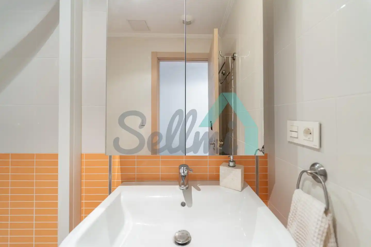 Bathroom of Flat for sale in Castropol  with Heating, Storage room and Furnished