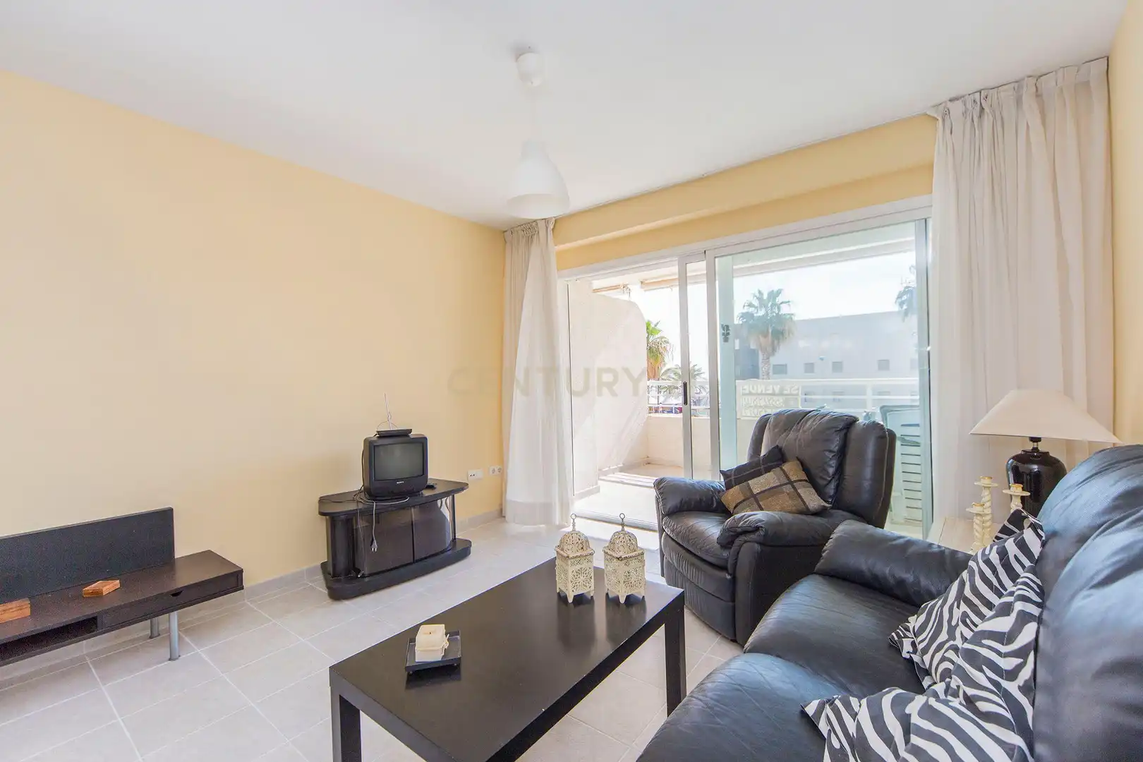 Sala d'estar de Apartament en venda en Calpe / Calp amb Aire condicionat, Balcó i Piscina comunitària
