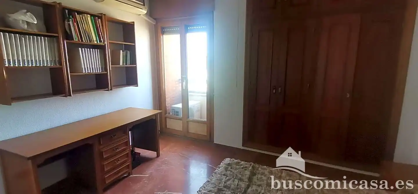 Piso de alquiler en Constitución, Linarejos