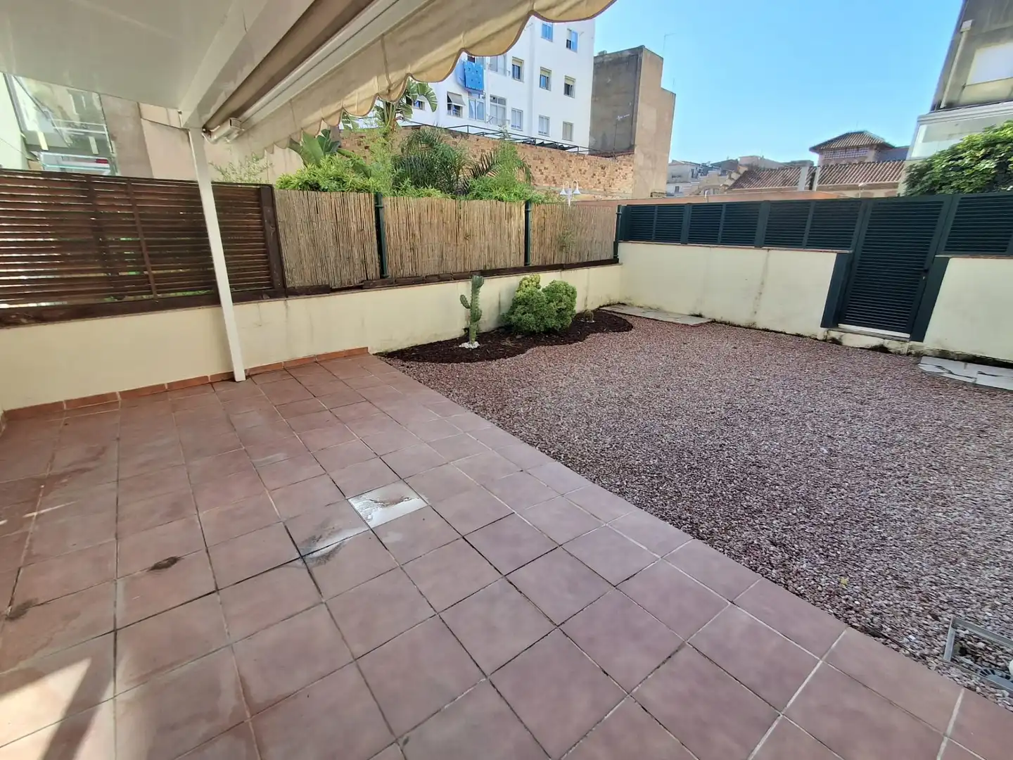 Terrassa de Casa adosada en venda en Tortosa amb Aire condicionat, Calefacció i Jardí privat
