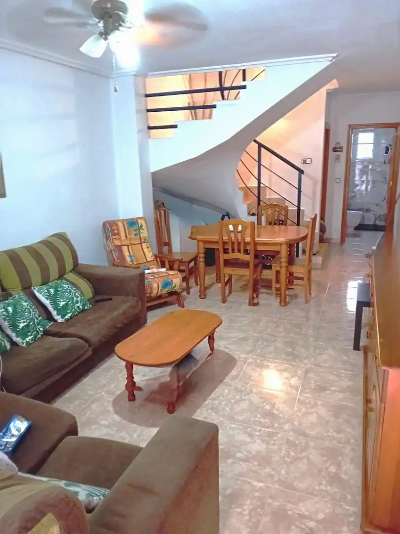 Casa adosada en venta en Los Alcázares con Aire acondicionado, Amueblado y Horno
