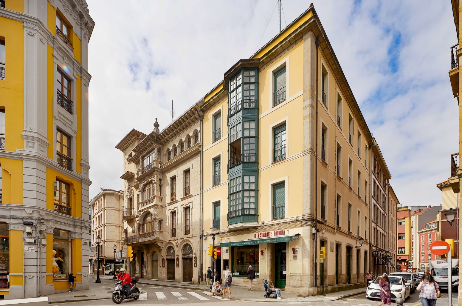 Exterior view of Flat for sale in Gijón   with Heating and Furnished