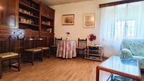 Sala d'estar de Pis en venda en  Madrid Capital