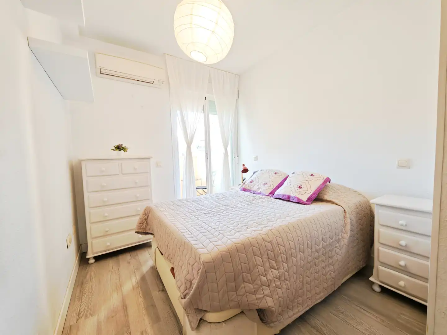 Habitación de Piso de alquiler en Madrid con Aire acondicionado, Terraza y Trastero
