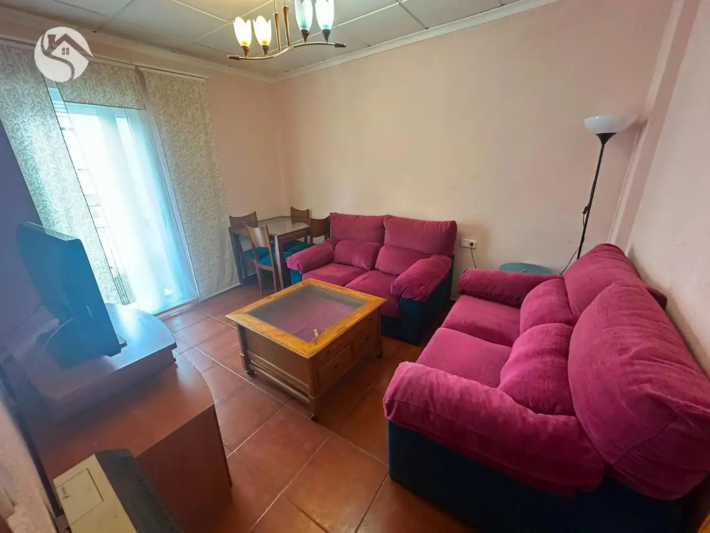 Wohnung zur Miete in Tintes, Centro