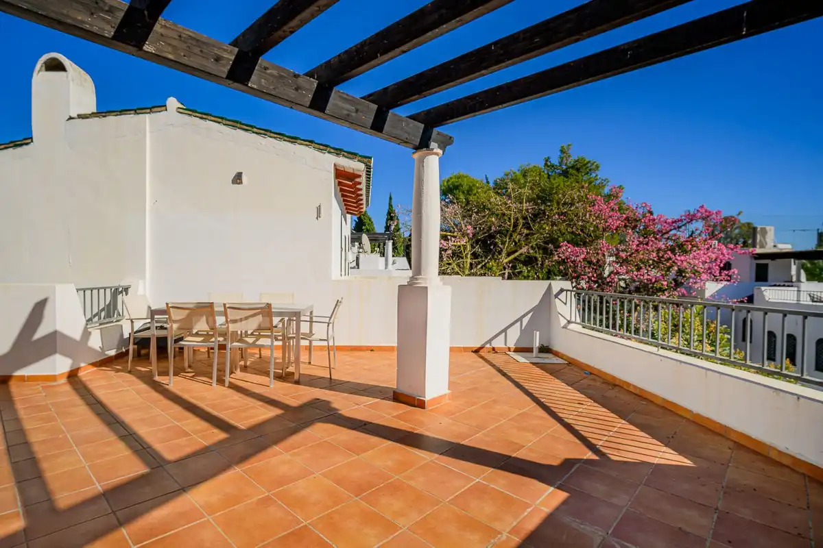 Reihenhaus mit Pool zum Verkauf in Calle Sirio, imagen 4