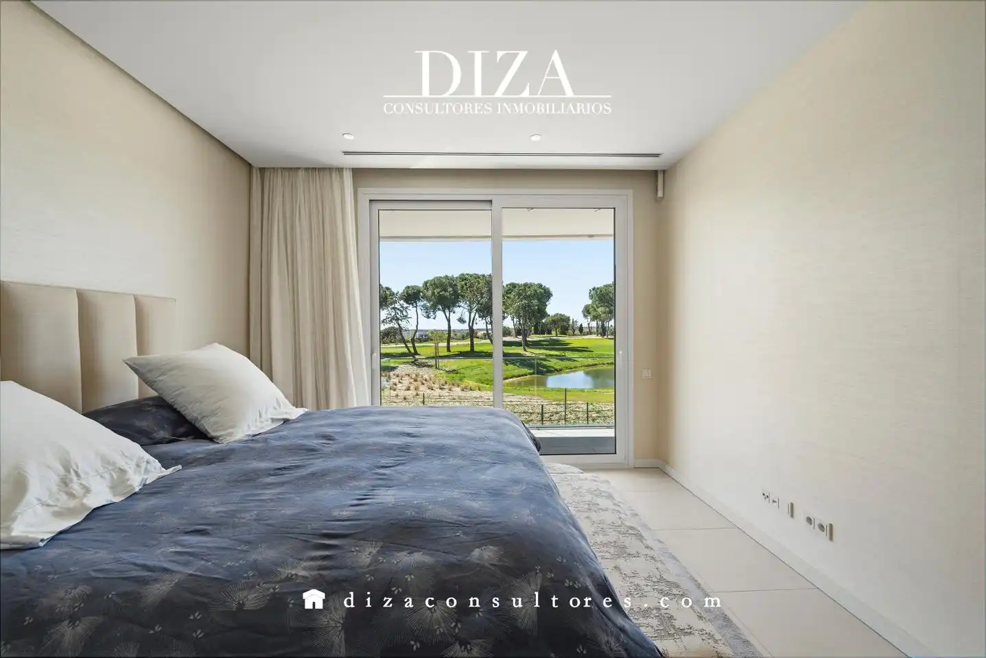 Bedroom of Duplexes for sale in Pozuelo de Alarcón  with Air Conditioner, Heating and Private garden