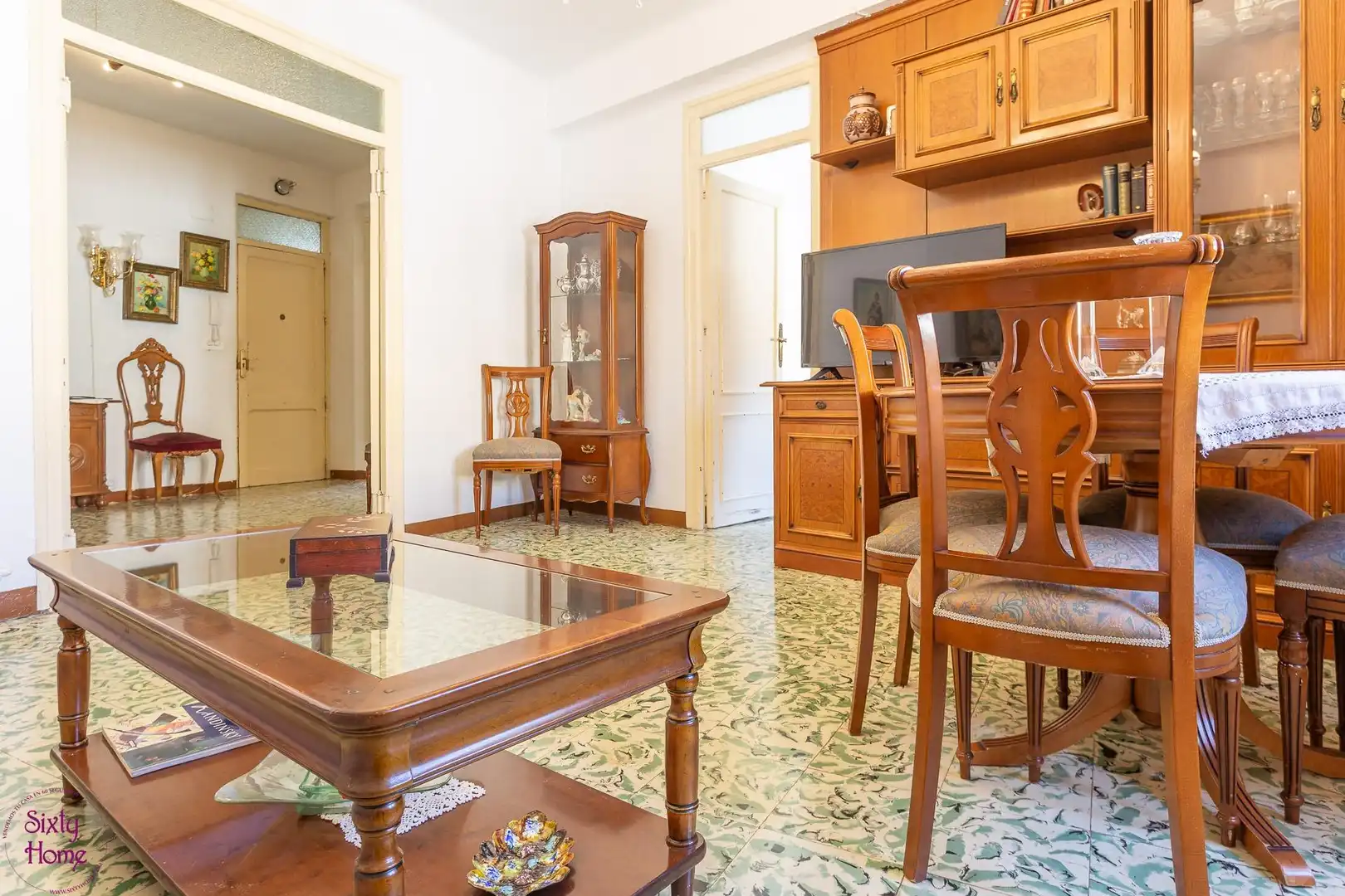 Menjador de Casa o xalet en venda en Andorra (Teruel) amb Jardí privat, Traster i Moblat