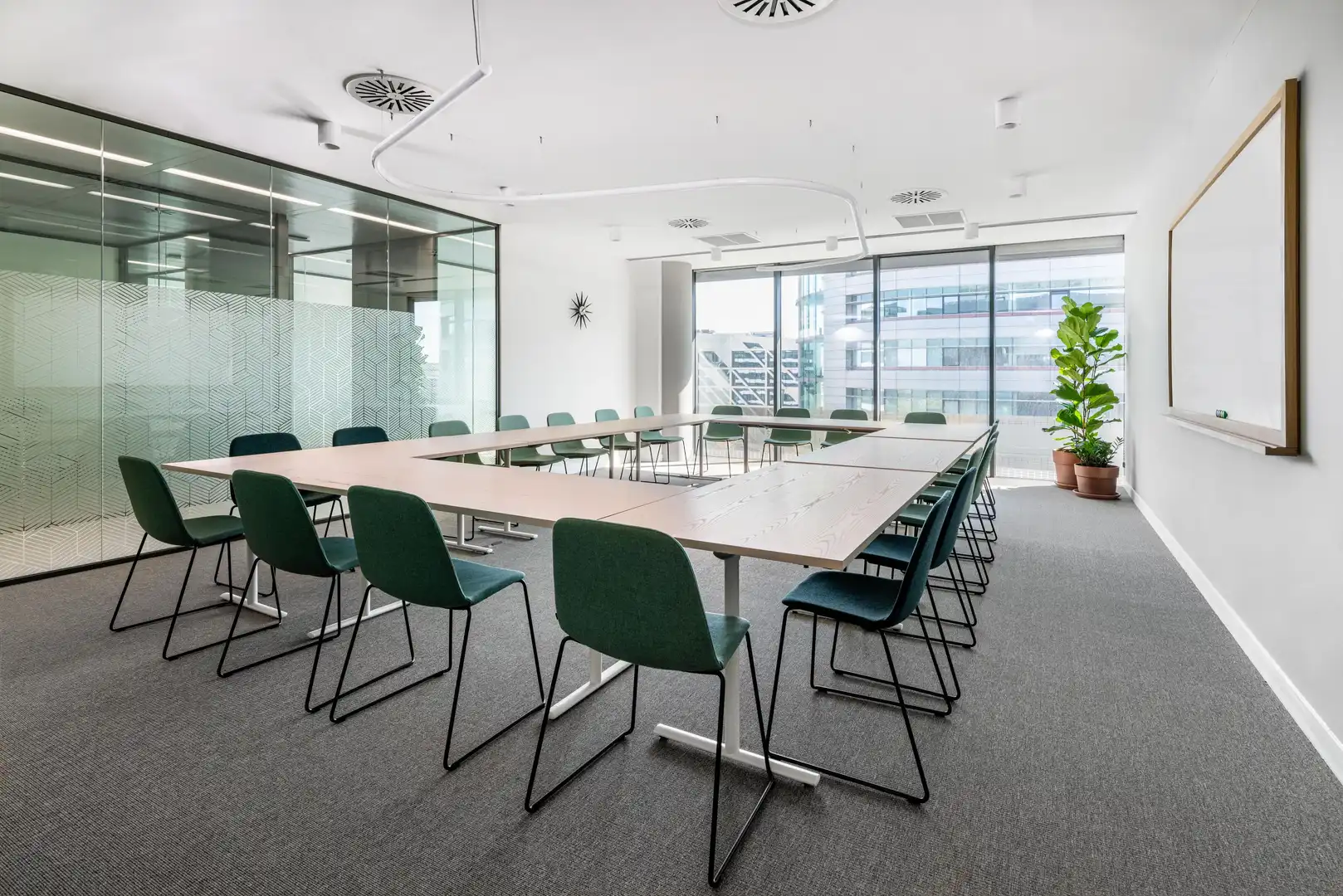 Office for rent in Barcelona  with Air Conditioner, Heating and Furnished