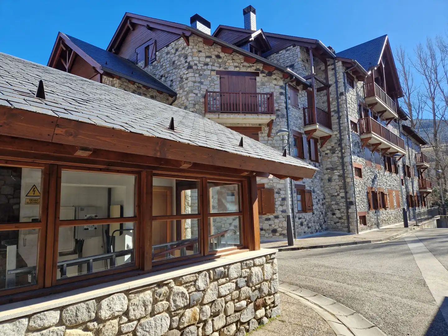 Vista exterior de Apartamento en venta en Benasque con Aire acondicionado, Calefacción y Amueblado