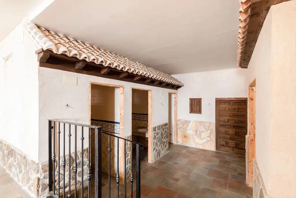 Business premises for sale in C/ Noliva, imagen 27