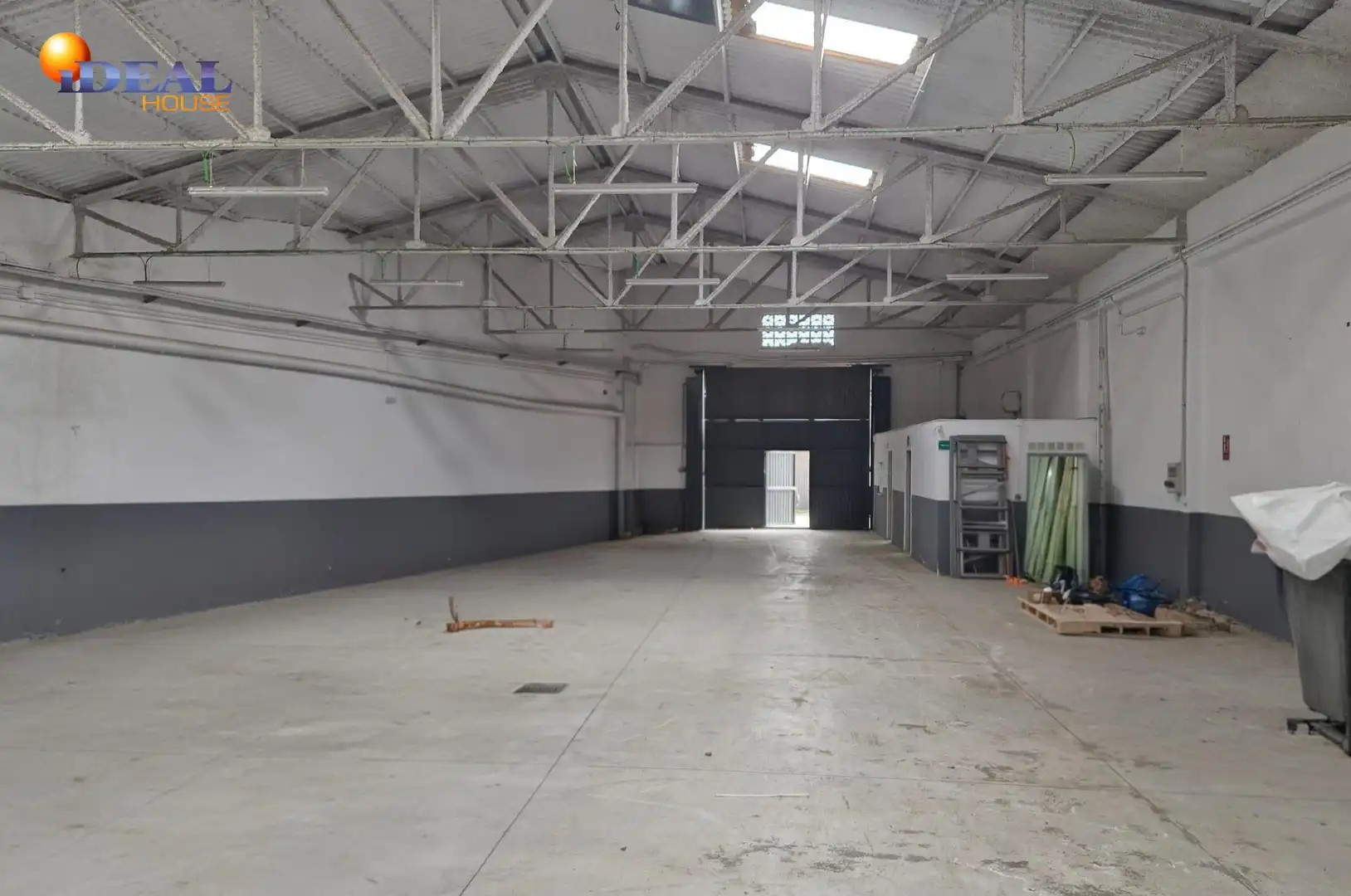 Nave industrial de alquiler en Málaga