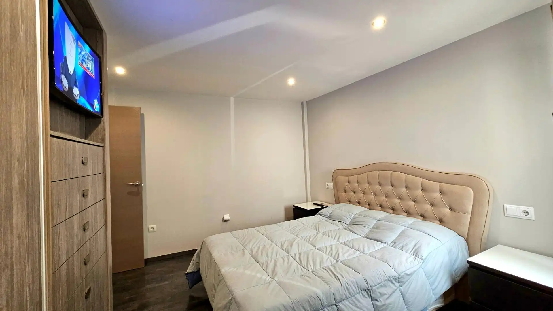 Dormitori de Casa o xalet en venda en Cartagena amb Aire condicionat, Calefacció i Moblat