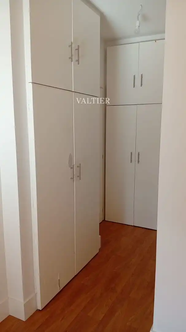 Bedroom of Flat for rent in Madrid  with Air Conditioner, Terrace and Swimming Pool