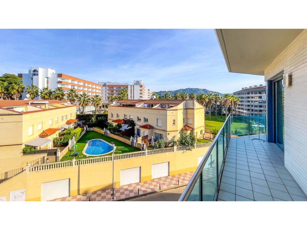 Vista exterior de Àtic en venda en Lloret de Mar amb Aire condicionat, Calefacció i Terrassa