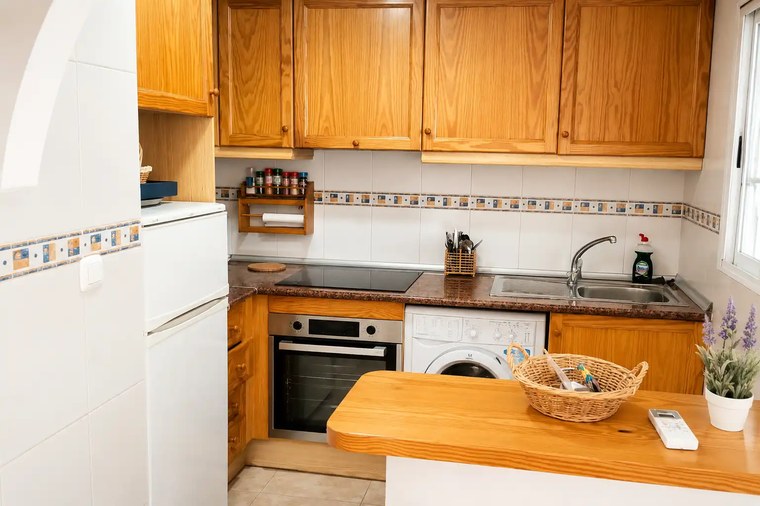 Cocina de Casa o chalet de alquiler en Torrevieja con Aire acondicionado, Calefacción y Trastero