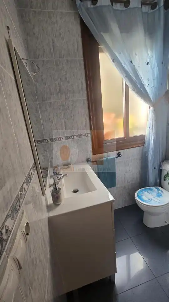Baño de Casa o chalet en venta en Moaña con Calefacción, Jardín privado y Amueblado