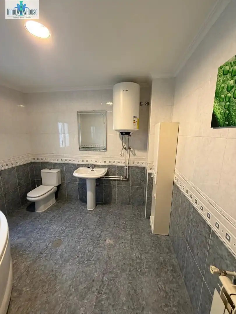 Baño de Dúplex en venta en Albacete con Calefacción y Amueblado